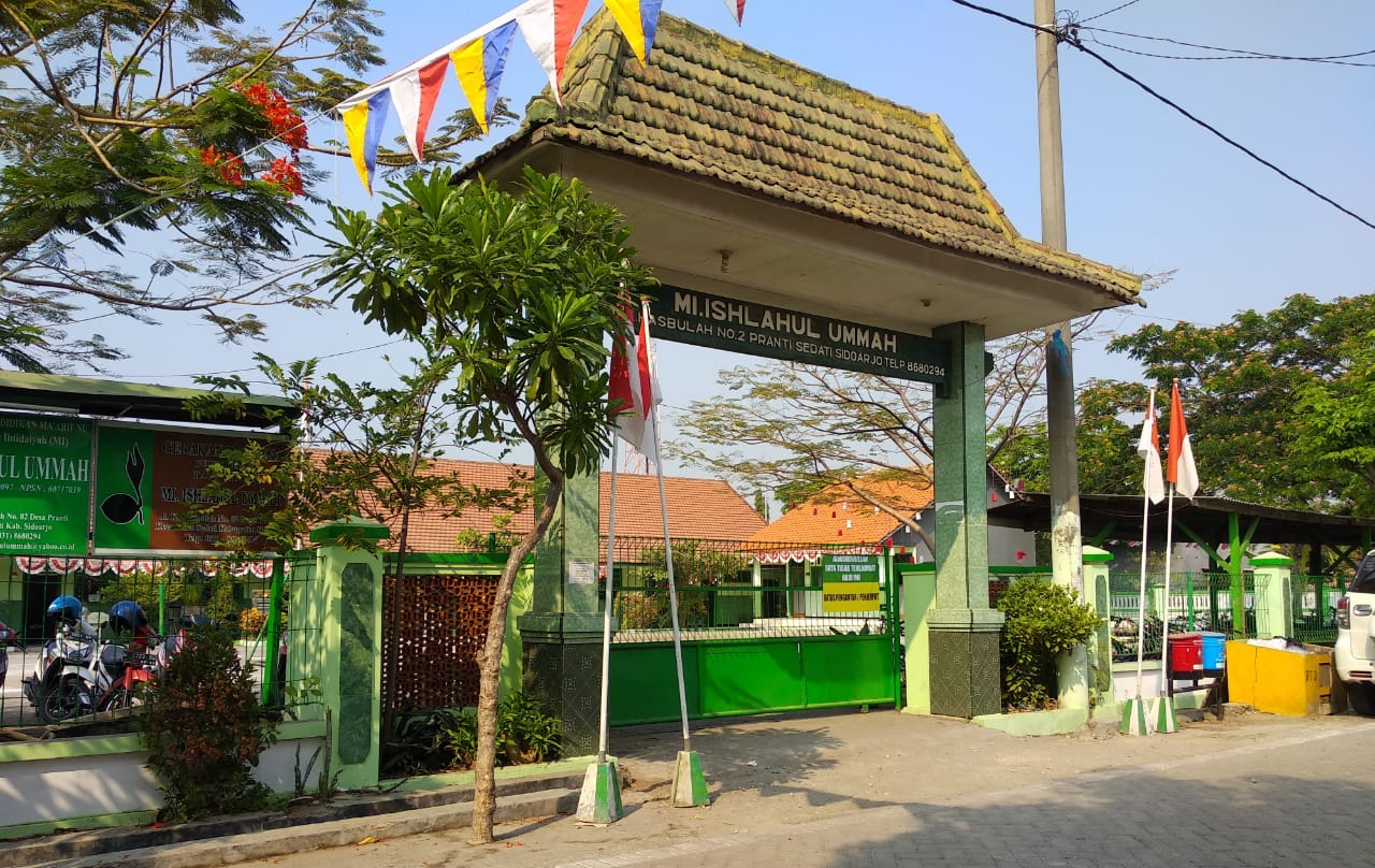 Video Profil MIS Ishlahul Ummah Pranti